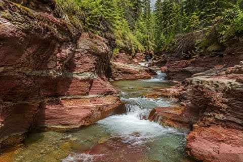 Red rock canyon — Calgary / YYC → Waterton Lakes.