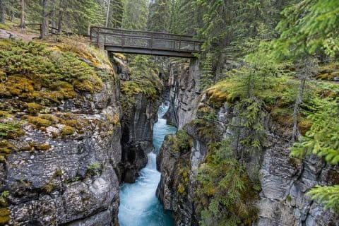 Maligne canyon — Calgary / YYC → Jasper.
